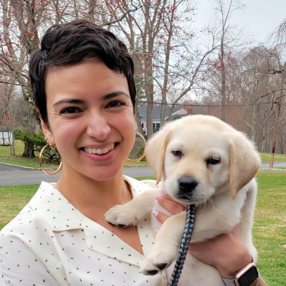 Meet your Posher, Gabriella - Picture 1 of 1